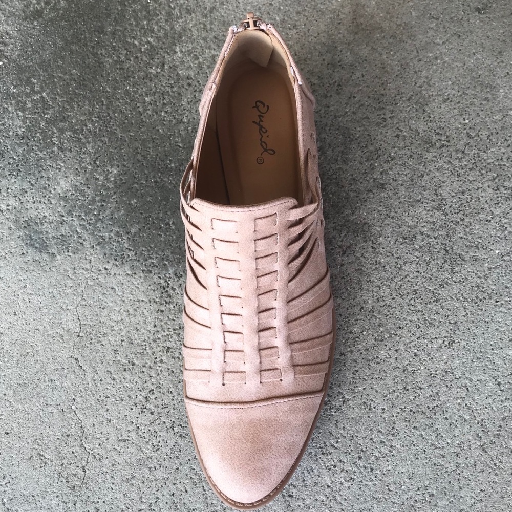 LAST 2, Size 8! Qupid tan slip on woven bootie - Picture 4 of 6